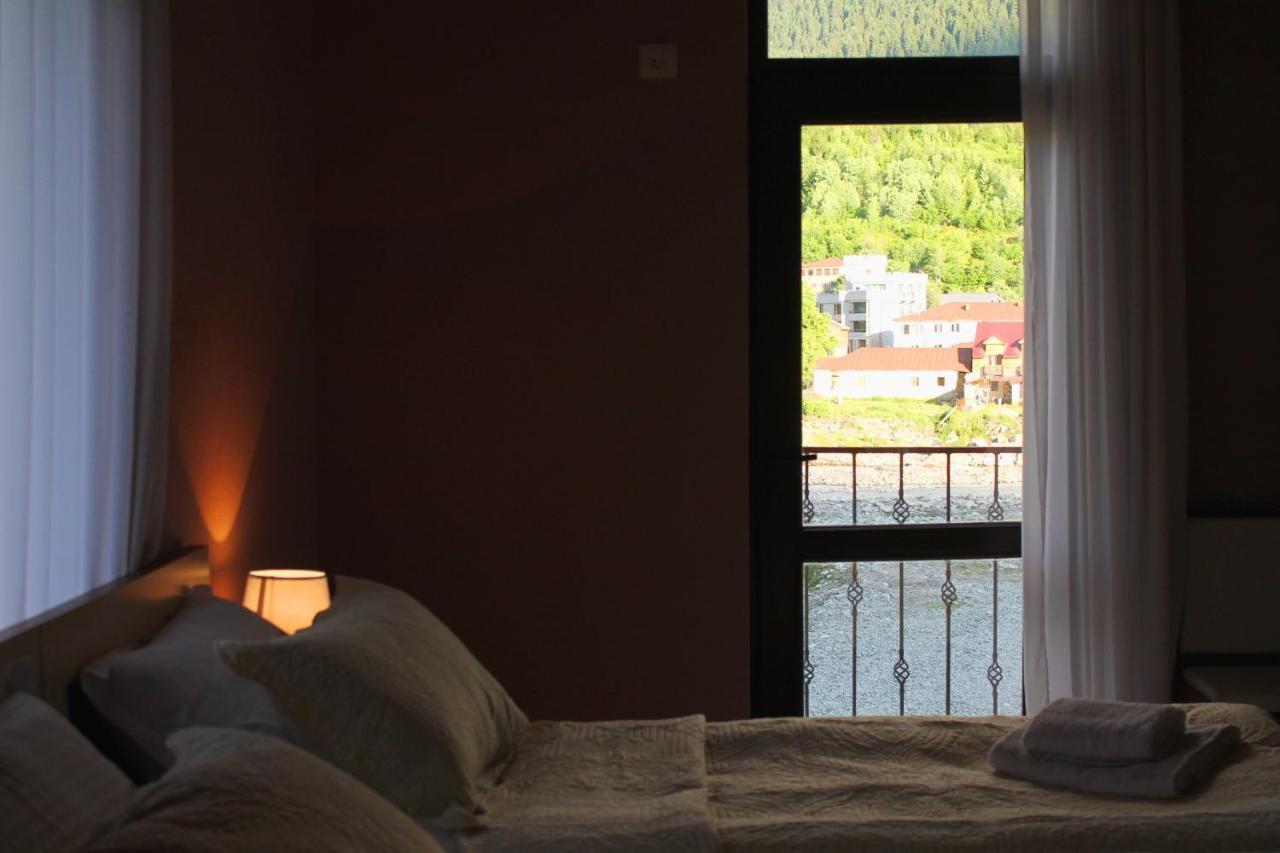 Hotel Marliza Местия Экстерьер фото