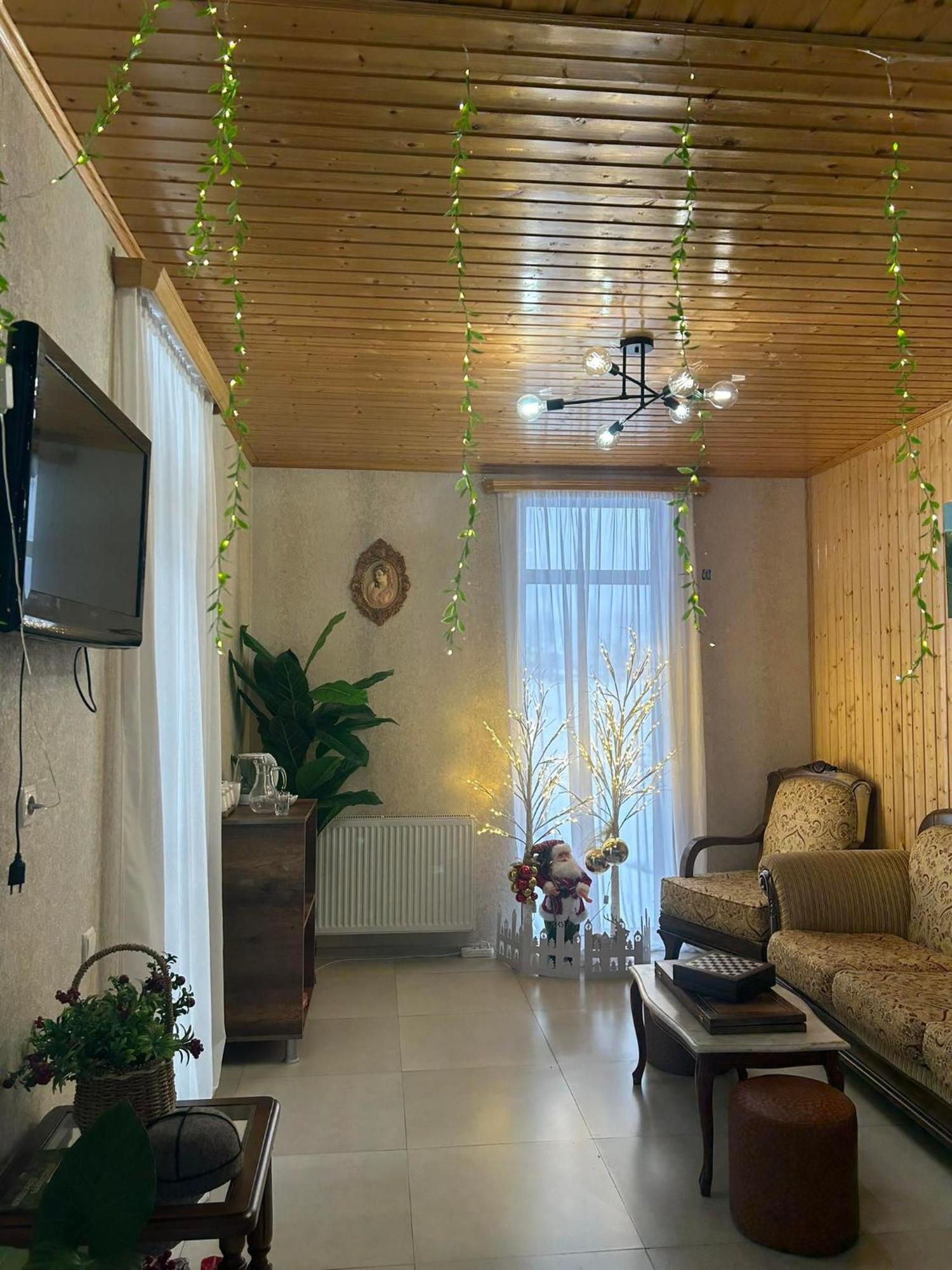 Hotel Marliza Местия Экстерьер фото
